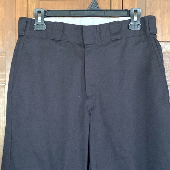 DICKIES BLACK MEN’S PANTS 30x32 ~ LIKE NEW-WORN ONCE!! - Picture 1 of 16